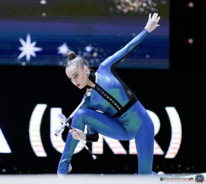 aa f karika polina ukr ph simone ferraro sfa02975 copia